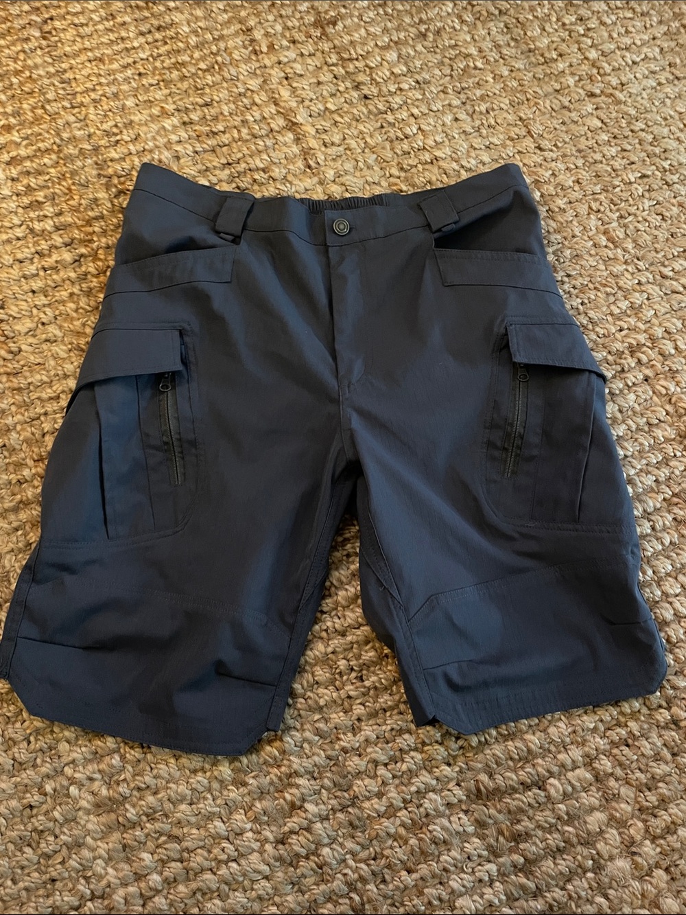 Amazon Men's dark gray Cargo Shorts - Lightweight Athletic